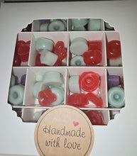 Load image into Gallery viewer, Fragrance Soy Wax Melts Gift Box- New Products